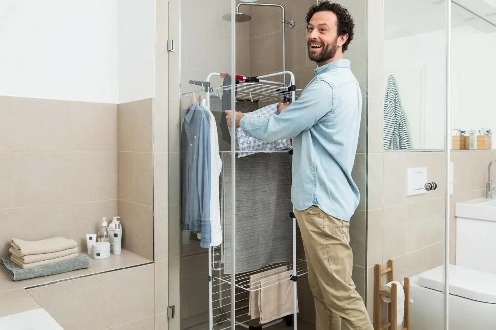 Tharëse rrobash Vileda Mixer 4, 4 nivele, me rrota, e bardhë/zezë