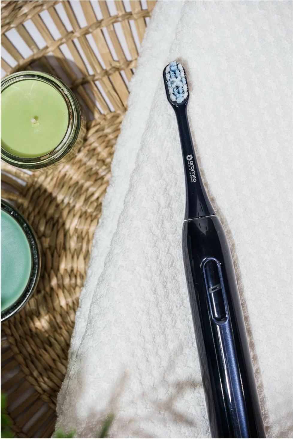 Furçë dhëmbësh sonike Oromed Gold-Smile, 5 mënyra pastrimi, IPX7, ngjyrë granat