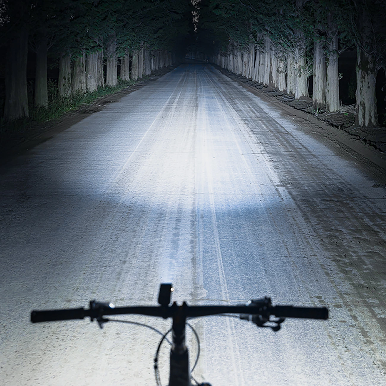 Dritë përpara biçiklete Rockbros 24310006001, 400 lm, 2000 mAh, e zezë, me kabllo micro USB