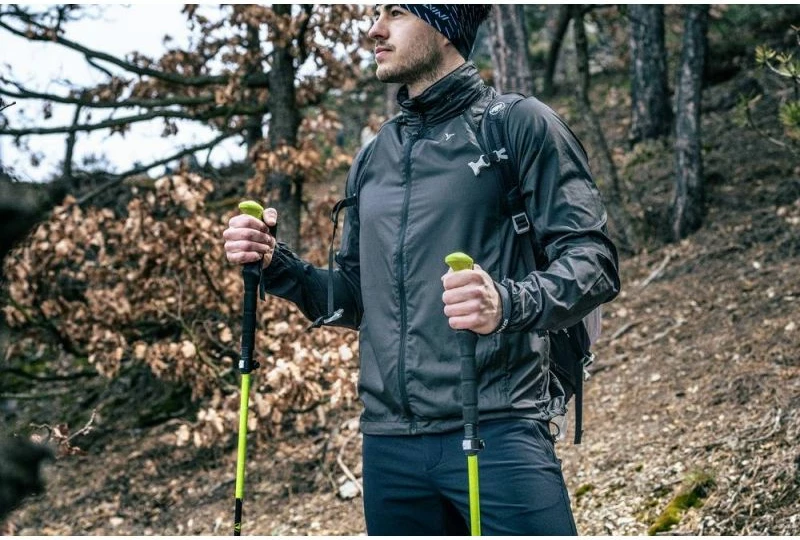 Jakne për meshkuj Silvini, e zezë