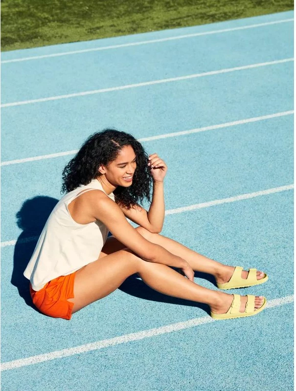 Papuqe femra Birkenstock, të verdha