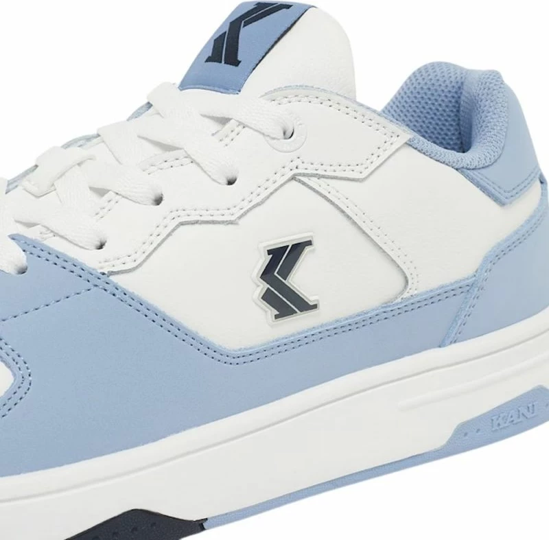 Atlete për meshkuj Karl Kani, të bardha dhe blu