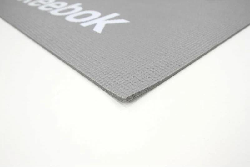 Tapet për ushtrime Reebok, ngjyrë gri