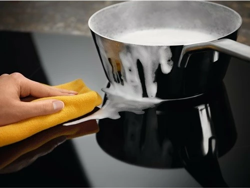 Pllakë gatimi me induksion Electrolux LIR60430, 4 zona, e zezë