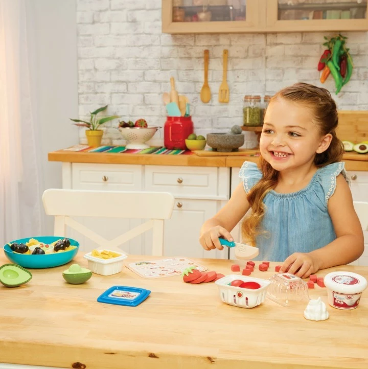 Set lodrash Creative Chefs Nachos Little Tikes, 22 pjesë, multikolor