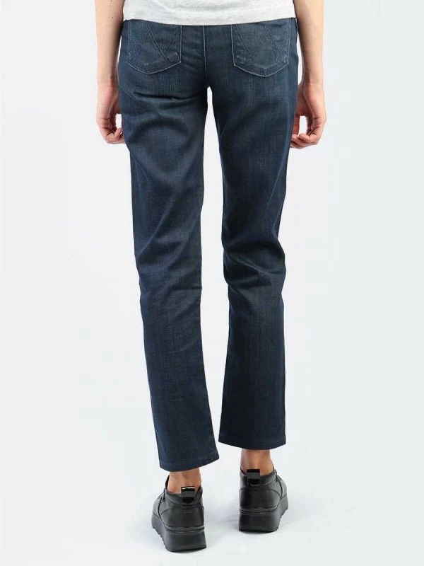 Pantallona femra Wrangler