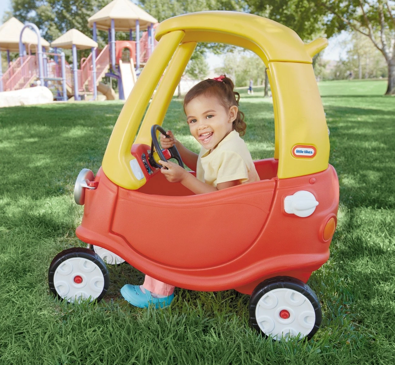 Makine lodër Little Tikes Cozy Coupe me sy të rinj, e kuqe/verdhe