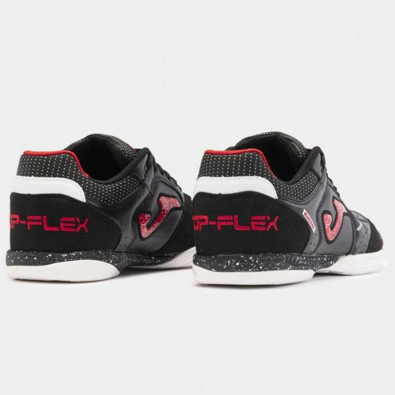 Atlete futbolli Joma për meshkuj, të zeza