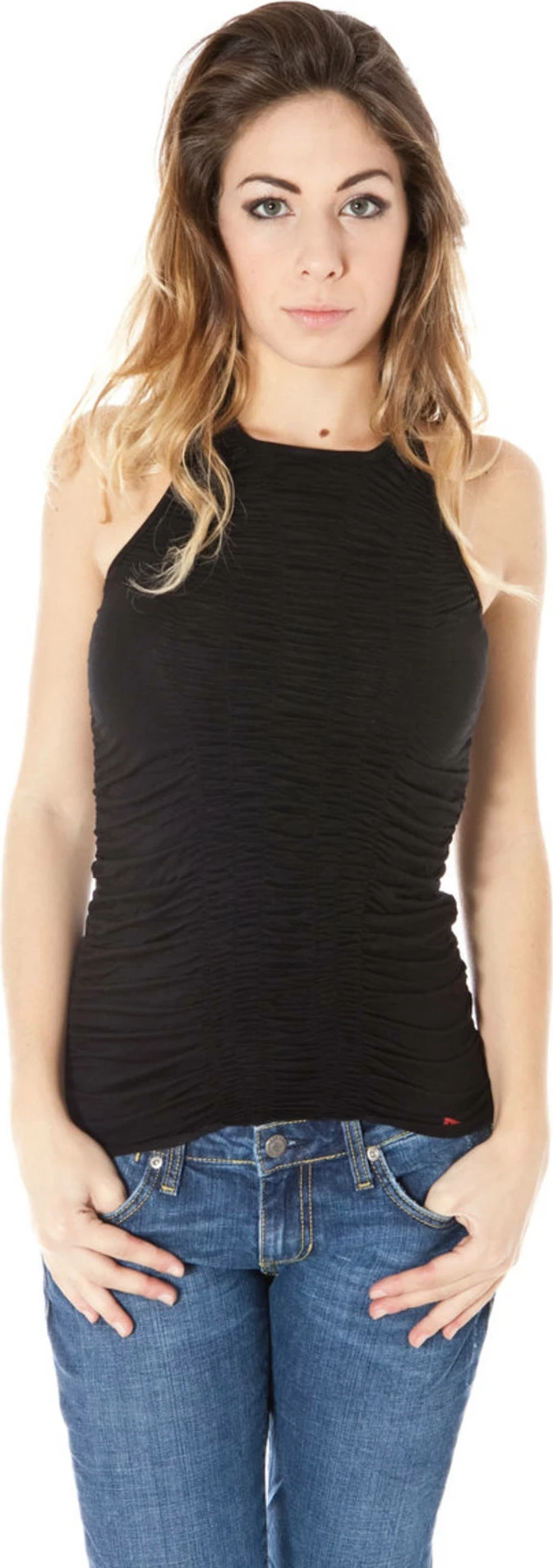 Maicë ZUELEMENTS femra, e zezë