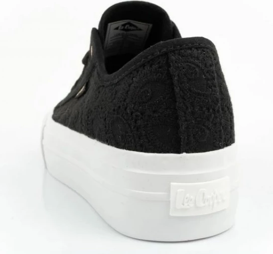 Atlete për femra Lee Cooper, të zeza