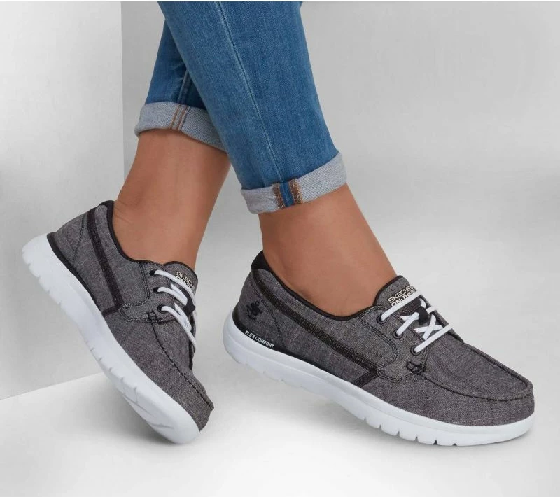 Atlete për femra Skechers, On The Go Flex, të zeza