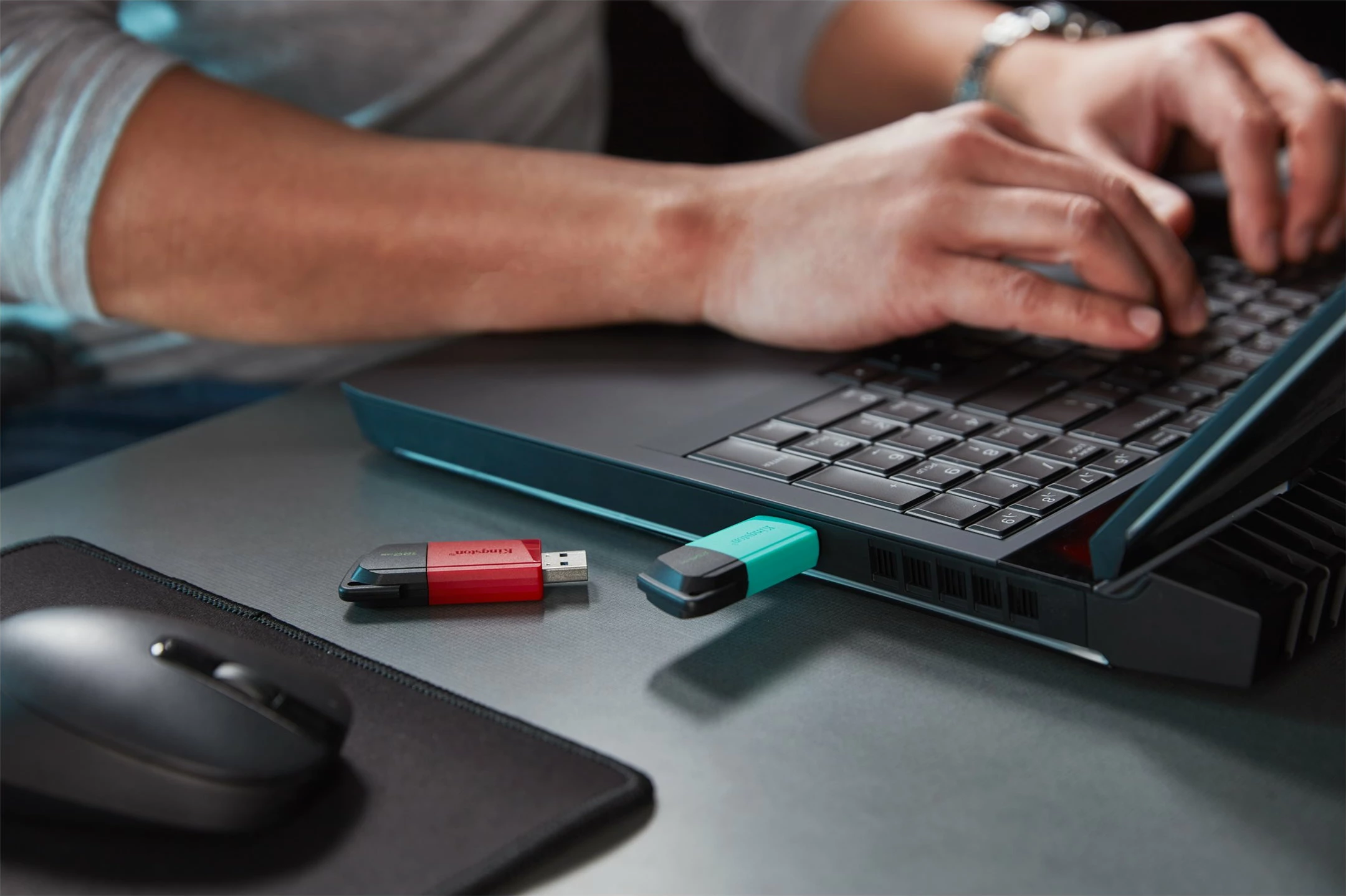 USB Kingston DataTraveler Exodia M 256GB, USB 3.2 Gen 1, zi/jeshile