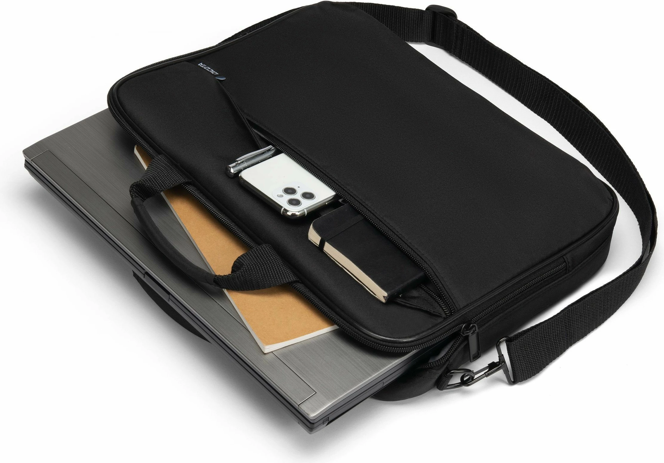 Çantë DICOTA D32099-RPET, 43.9 cm (17.3"), rrip shpatullash, e zezë