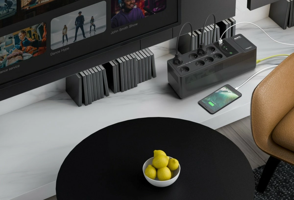 UPS APC BE1050G2-FR Back-UPS, 1050VA, 600W, 8 dalje, USB A+C, e zezë