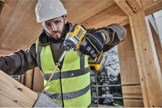 Vidafiksues me goditje DeWalt DCF860N-XJ, 18V, brushless, 1.1 kg, verdhë/zi