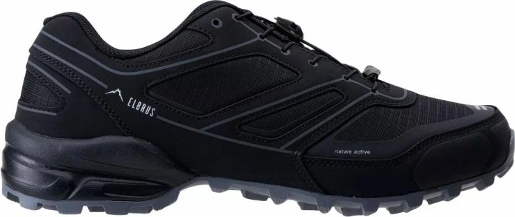 Atlete për meshkuj Elbrus Denov, të zezë