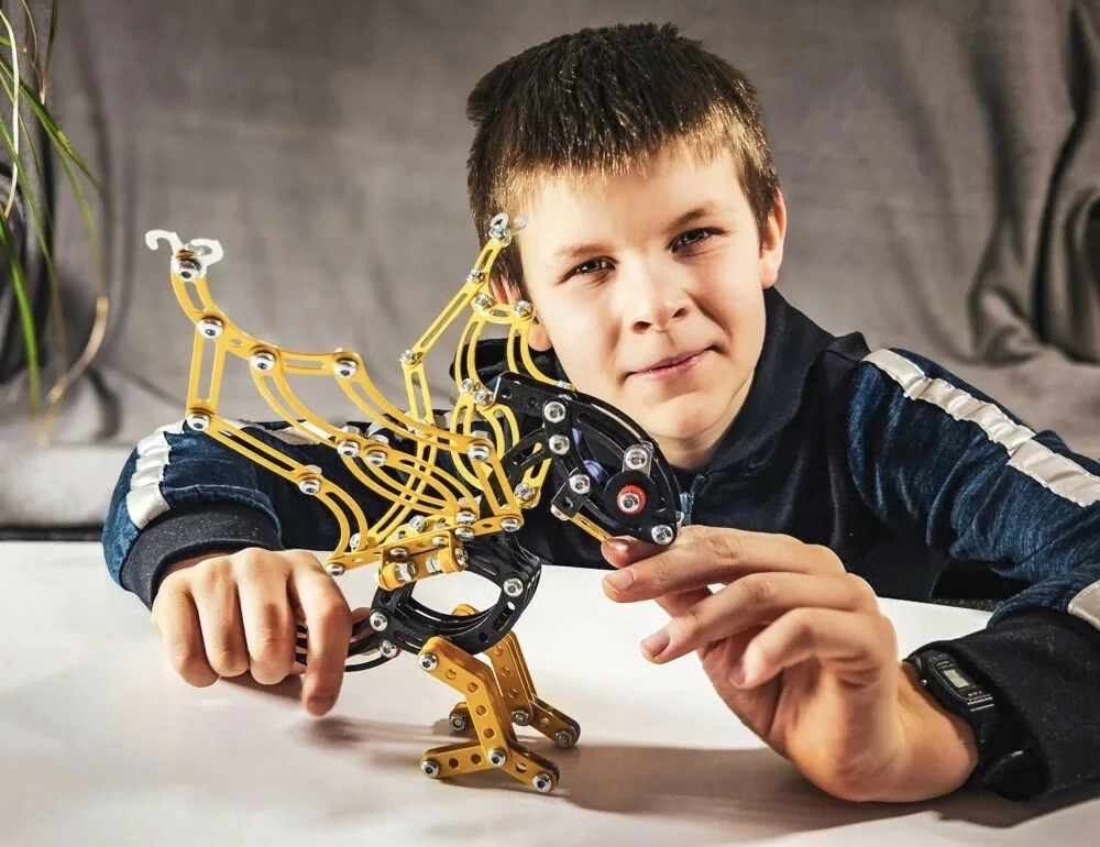 Set ndërtimi metalik Alexander Small Constructor Pterodactyl, 202 pjesë