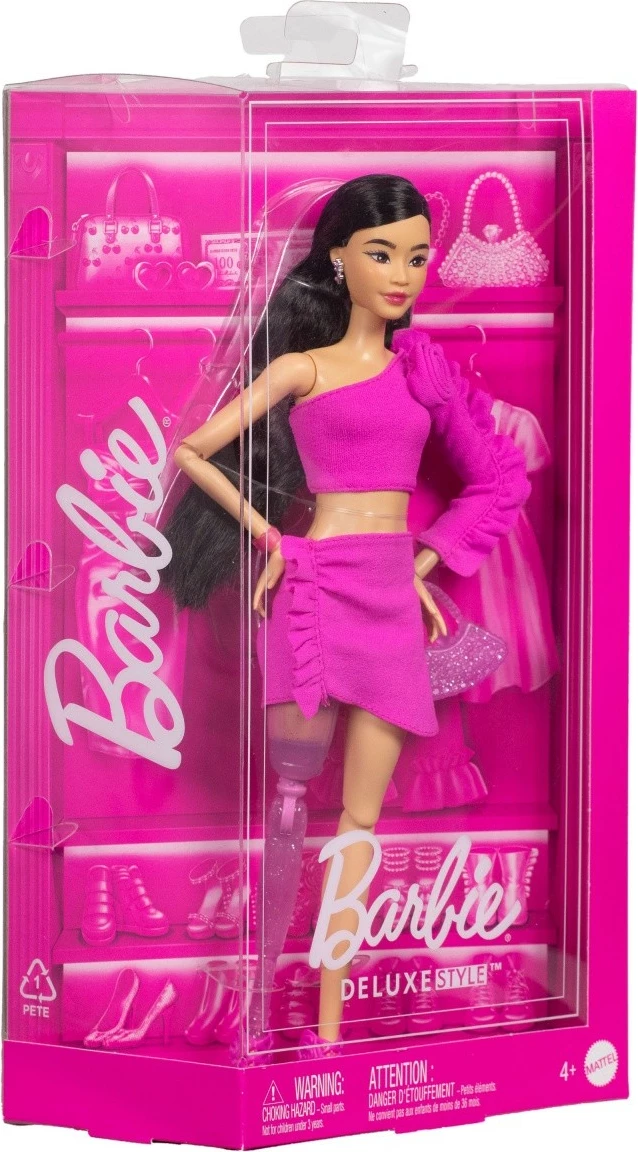 Kukull Barbie Mattel Deluxe Style HYV26 me protezë këmbë, rozë