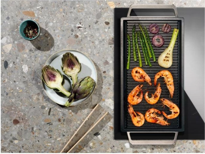 Pllakë gatimi me induksion Electrolux LIV63431BK, 60 cm, e zezë