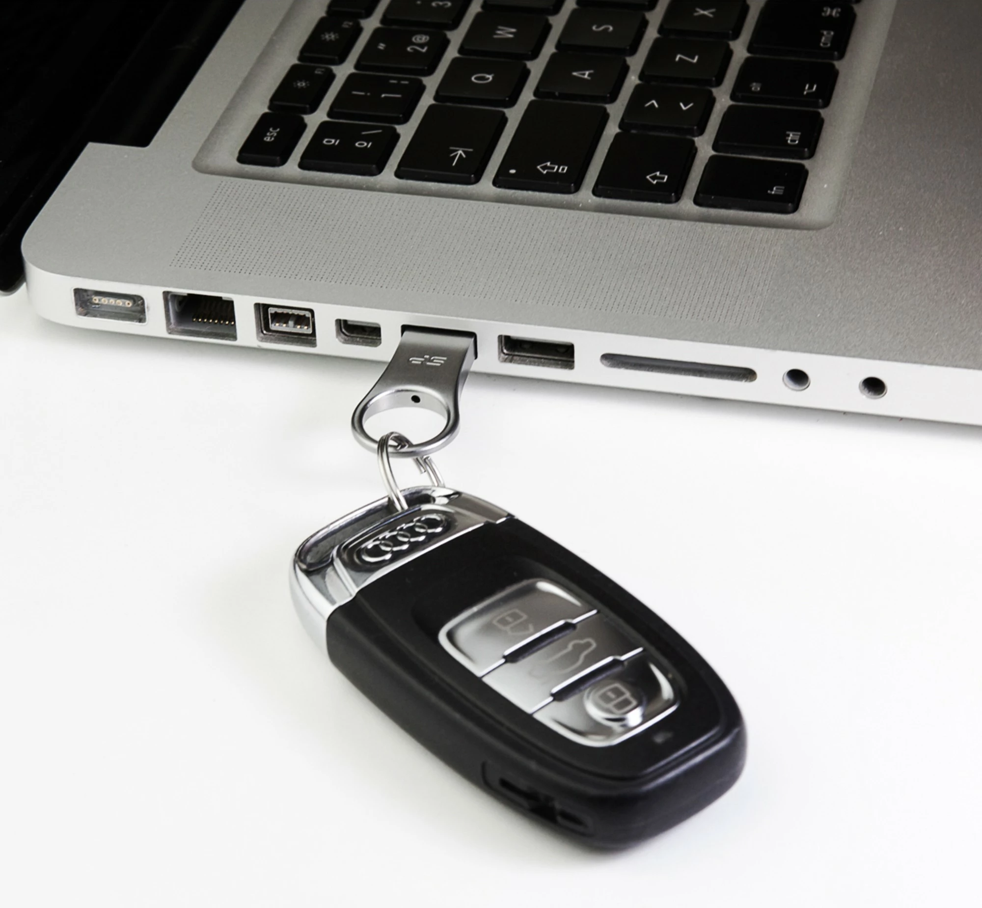 USB-Stick Silicon Power J80 16GB USB 3.0 argjendtë