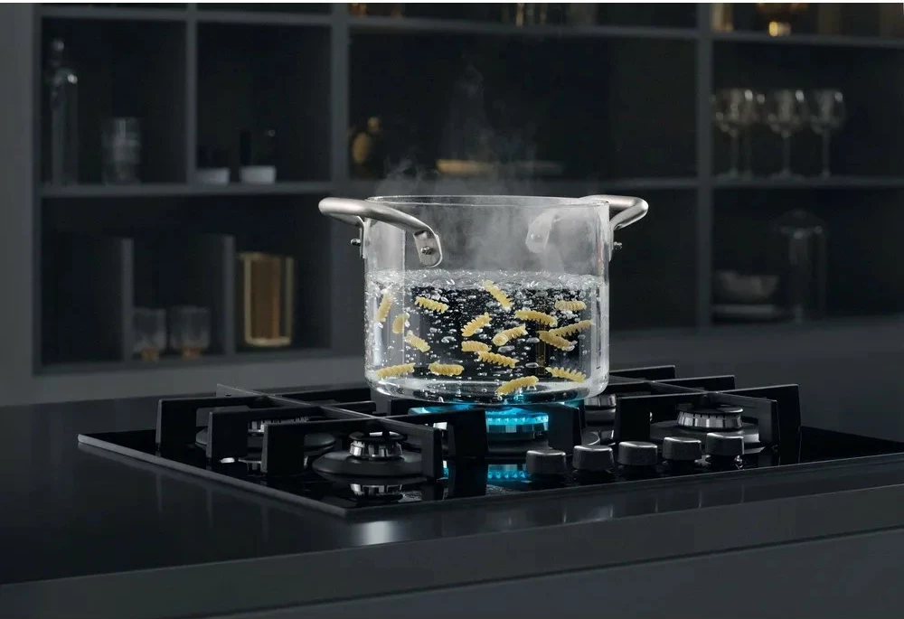 Sobë gazi me xham Whirlpool AKWL728NB, 5 zona, e zezë