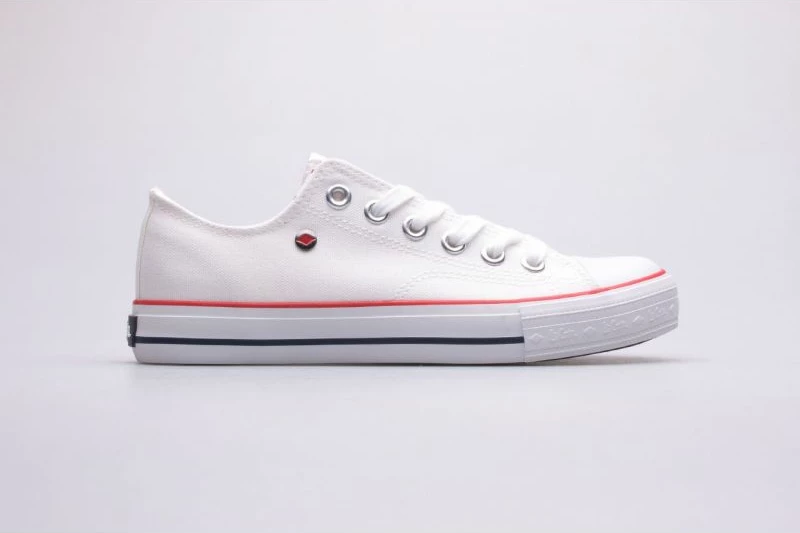 Këpucë Lee Cooper për femra, të bardha