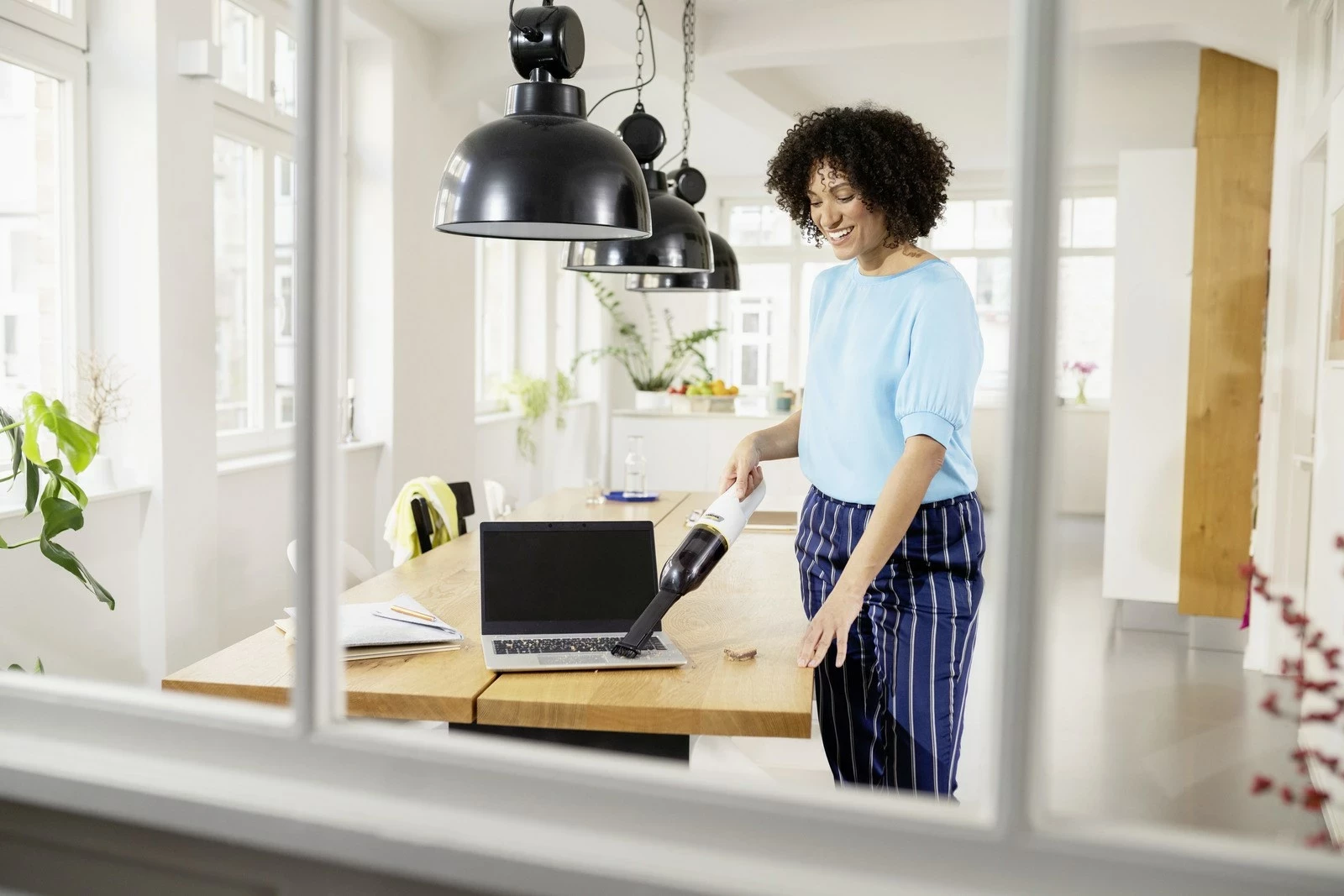 Fshesë dore Karcher CVH 2, e zezë, e bardhë