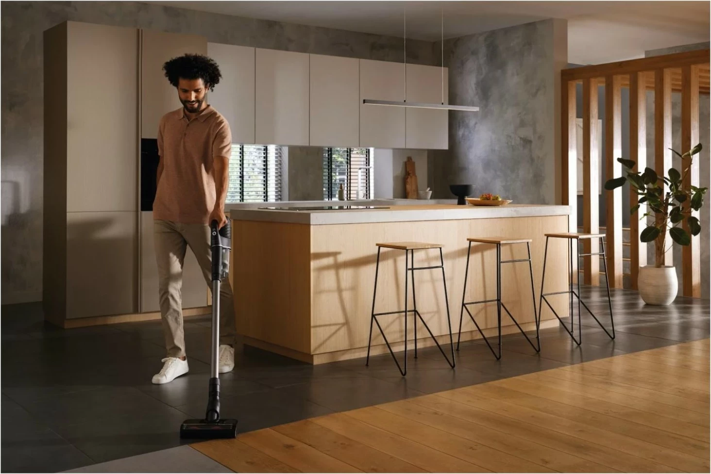 Fshesë me bateri Miele Duoflex HX1 Cat&Dog, e zezë