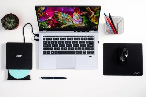 Shkrues DVD portabil Acer AXD001, USB 3.2, për laptop, i zi