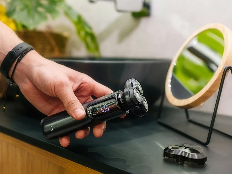 Makinë rroje Lafe MasterGlide, 3 koka, LCD display, 90 min, e zezë