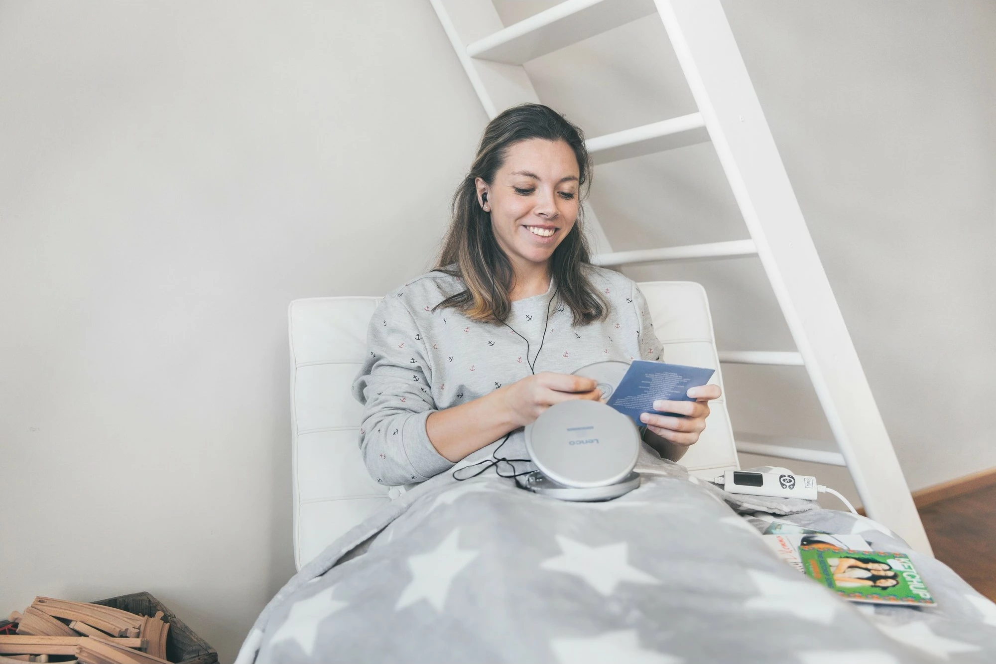 CD player Lenco CD-201, MP3, LCD, kufje, argjend