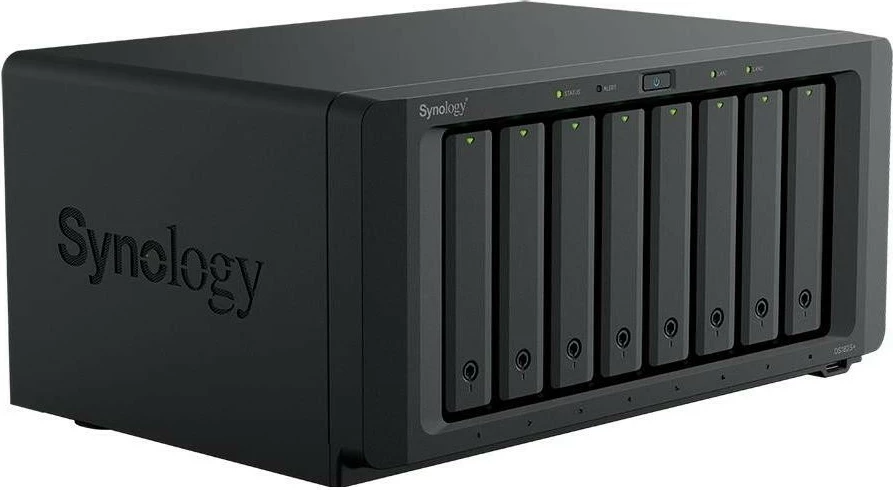 NAS Synology DS1825+, 8GB RAM, 10 vende për hard disk, M.2 NVMe, i zi