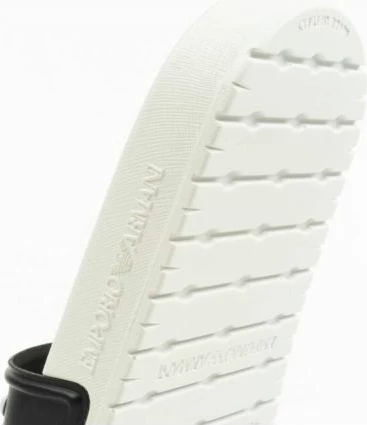 Flip-flopa për meshkuj Emporio Armani, të bardha dhe të zeza