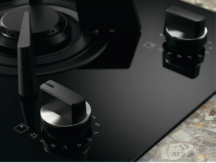 Pllakë gatimi Electrolux KDI641723K, kombinim gaz-induksion, 59 cm, e zezë