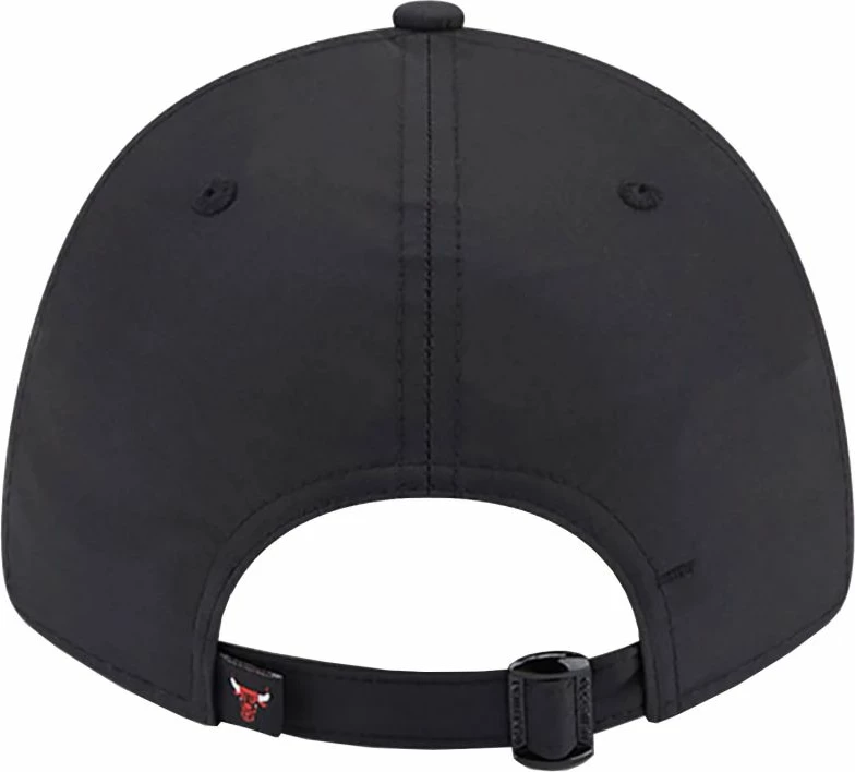 Kapelë New Era NBA 9FORTY Chicago Bulls, e zezë