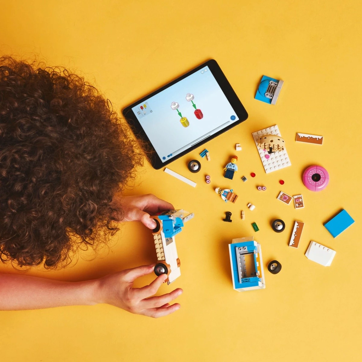 Set LEGO City Mobile Donut Shop 60452, 196 pjesë, plastikë