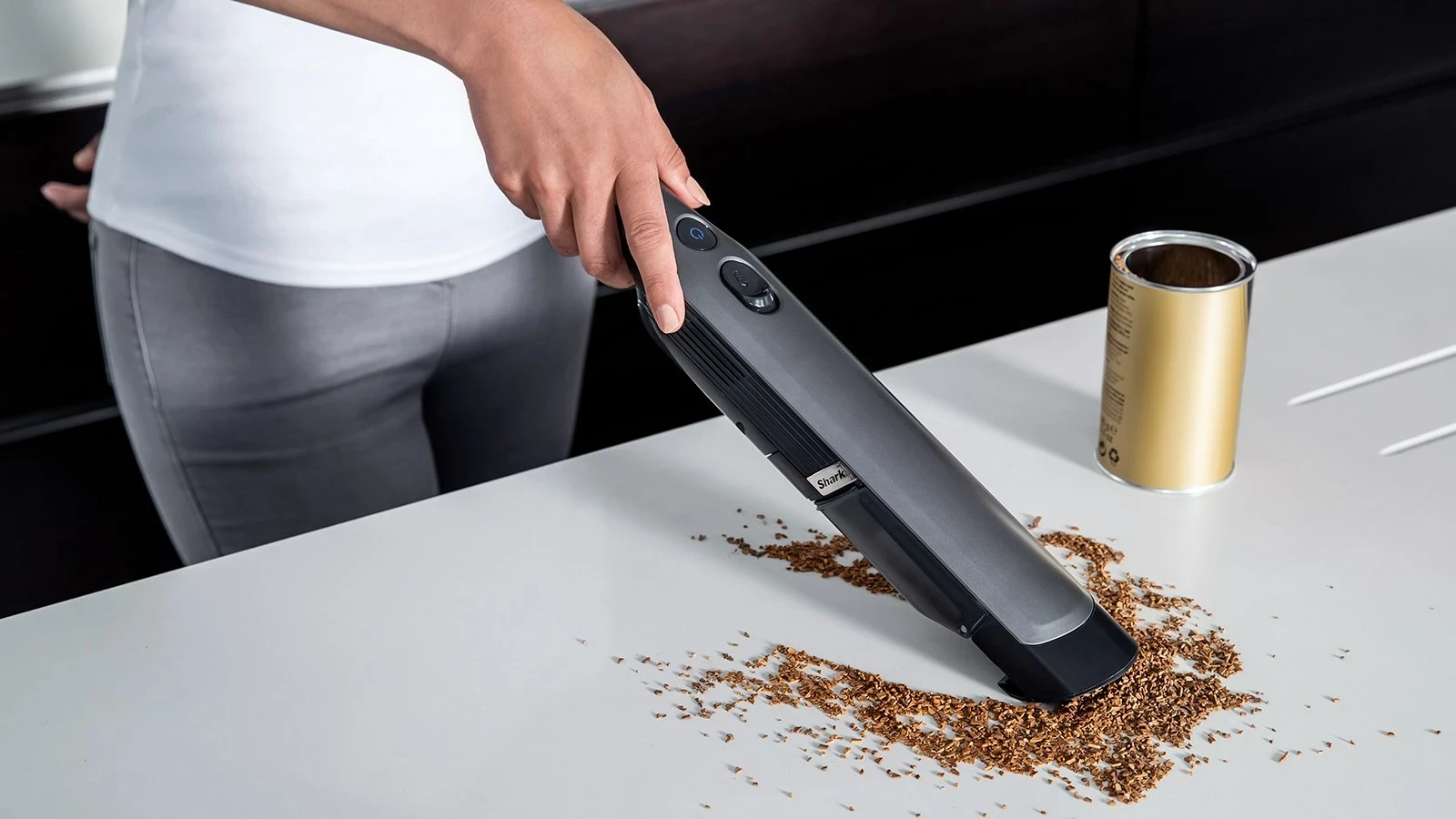 Fshesë dore Shark WV200, Argjendtë