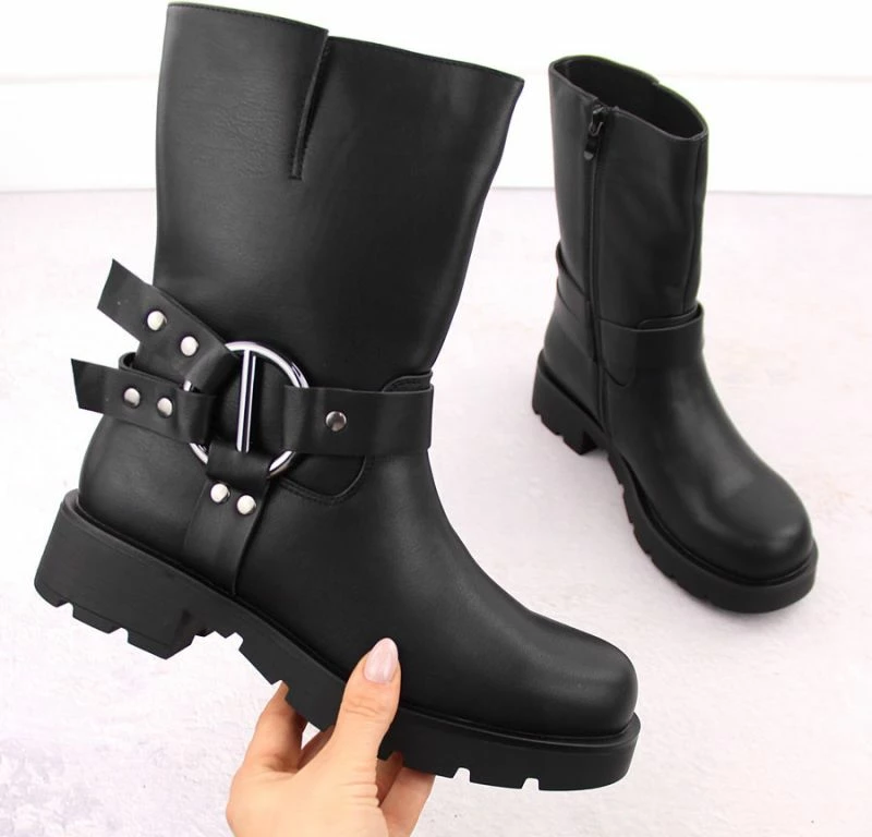 Çizme Potocki femra, të zeza