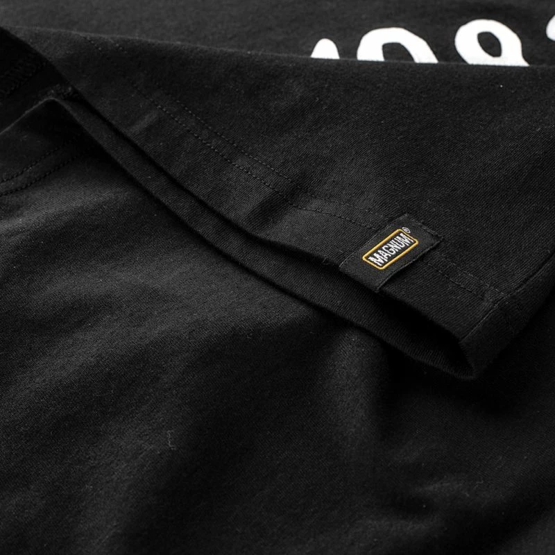 Maicë për meshkuj Magnum, e zezë