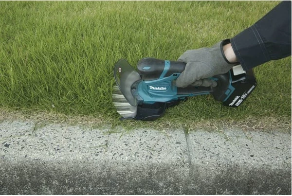 Kositëse bari Makita DUM604ZX 16 cm 18 V Lithium-Ion, e zezë, e kaltër