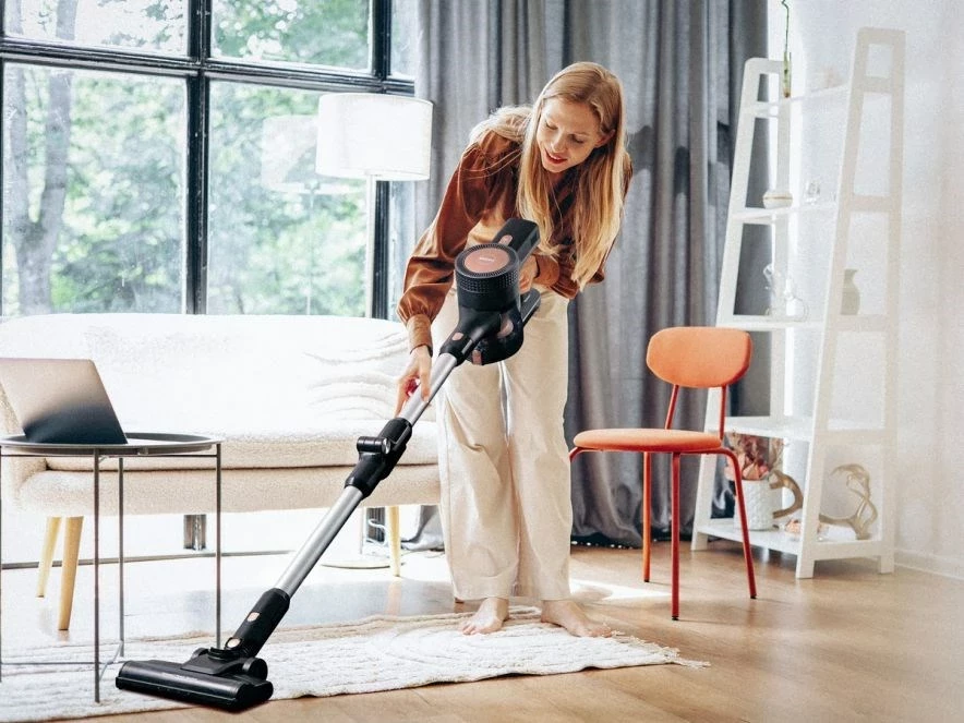 Fshesë elektrike ELDOM OB90, pa kabllo, brushë elektrike, e zezë