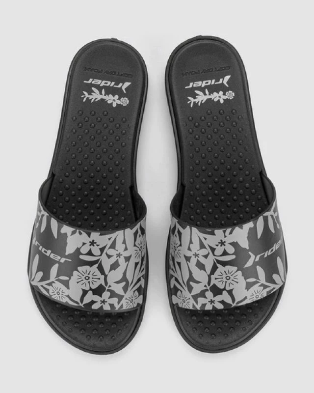 Shapka për femra Rider, të zeza