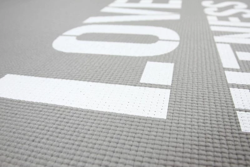 Tapet për ushtrime Reebok, ngjyrë gri