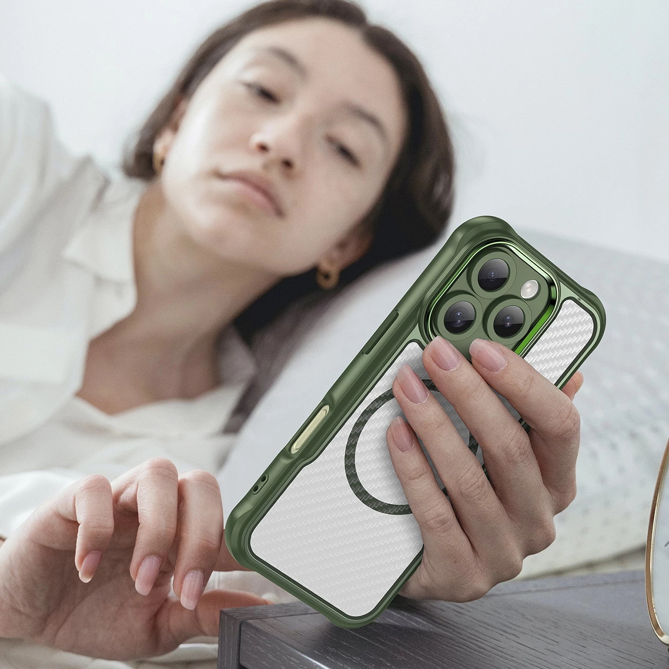 Mbështjellës silikoni Hurtel Leading Series MagSafe për iPhone 16 Pro Max, i gjelbër