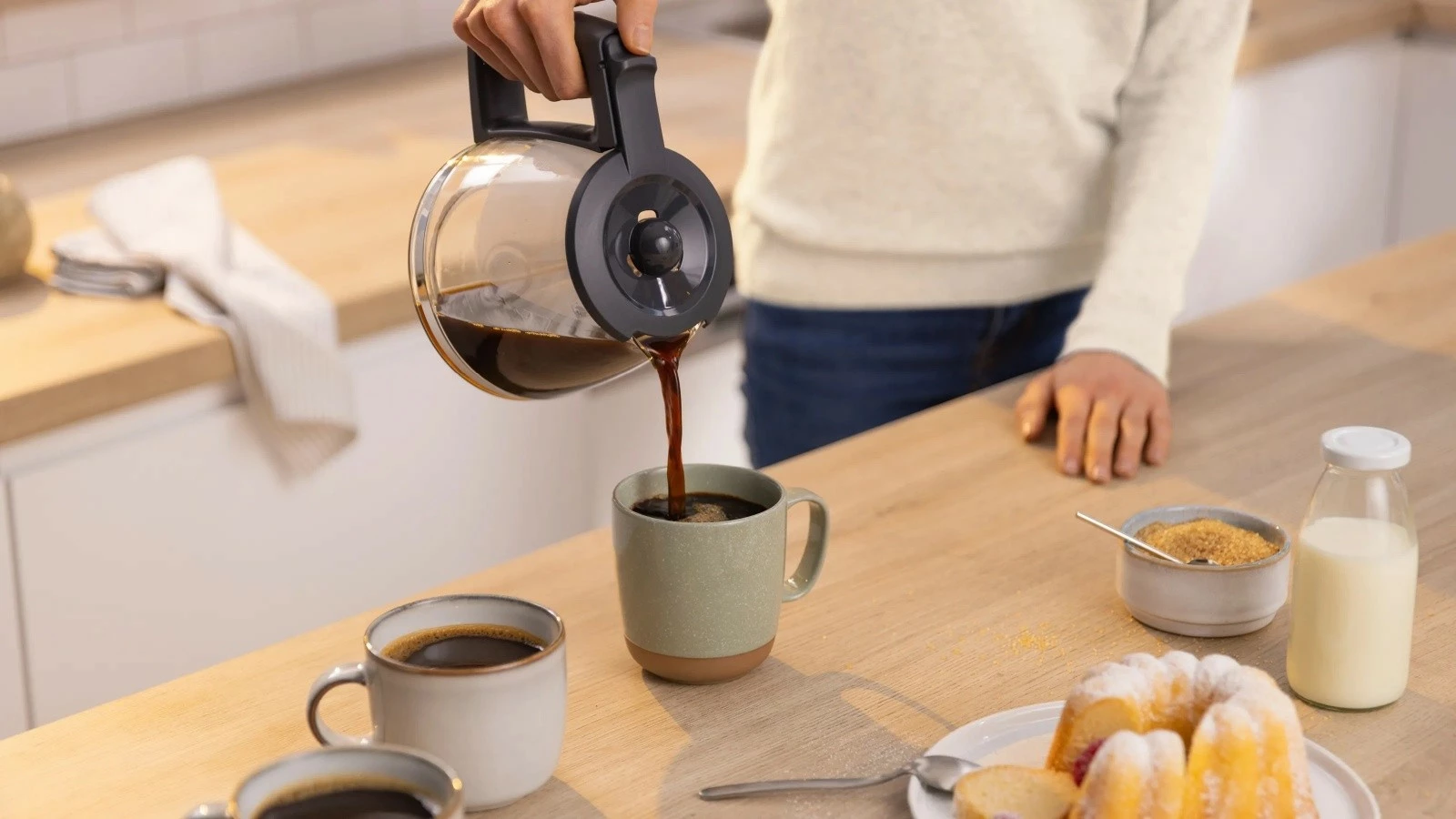 Aparat kafe Bosch TKA2M114, 10 filxhanë, Automatik, E kuqe