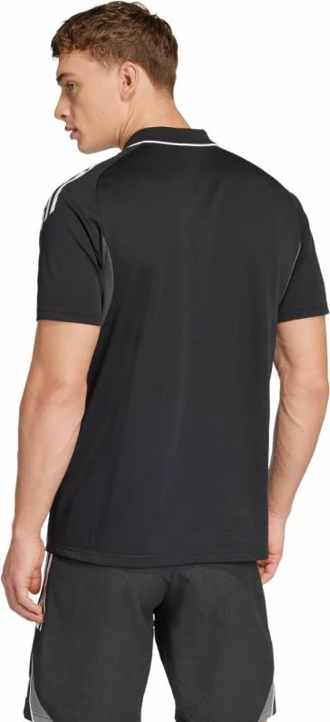 Maicë për meshkuj adidas, e zezë