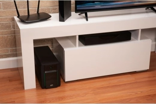 Kasë UPS APC BVX1200LI, 1200VA, 650W, 6 dalje IEC, e zezë