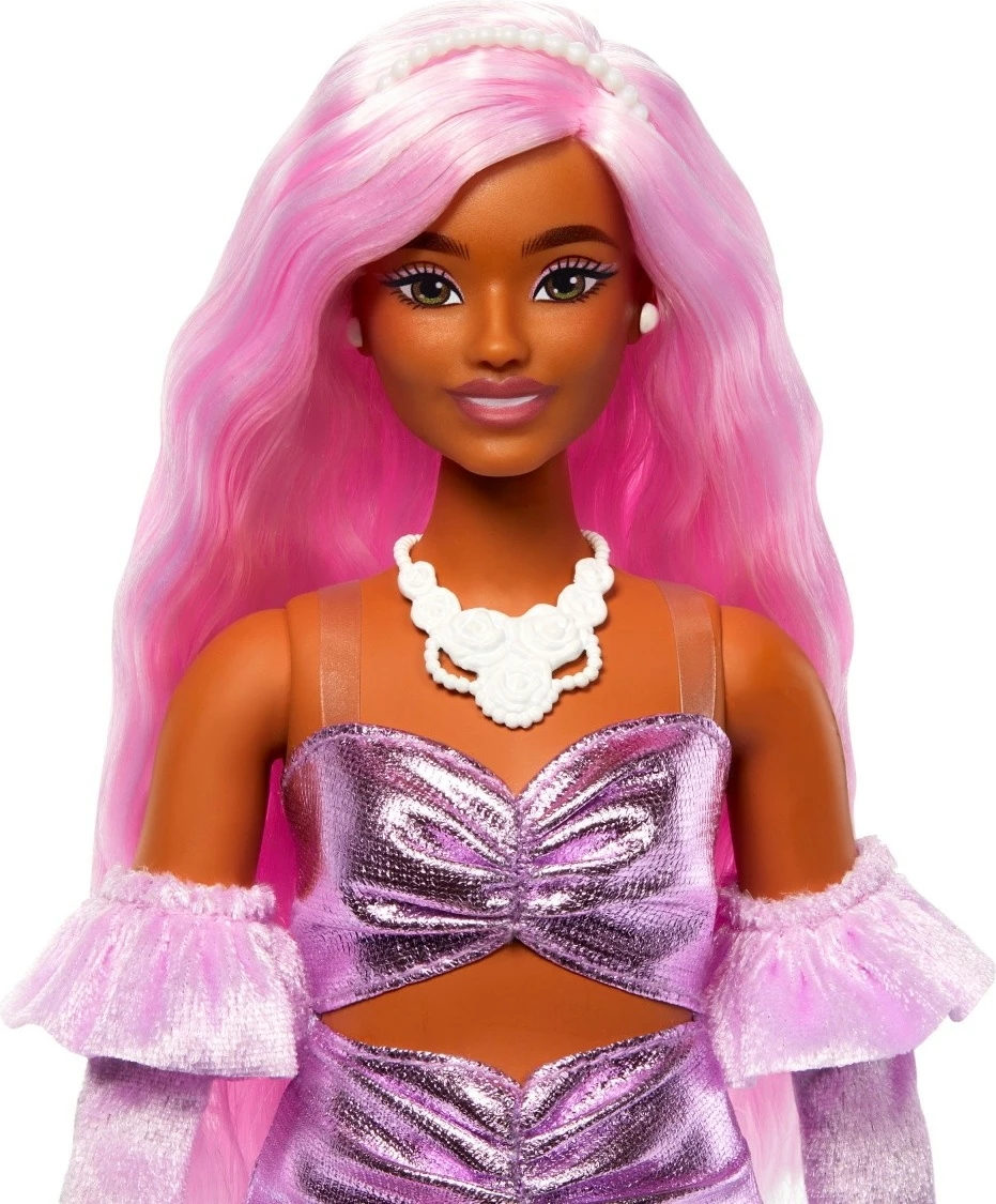 Kukull Barbie Mattel Deluxe Style HYV25 me fustan metalik rozë