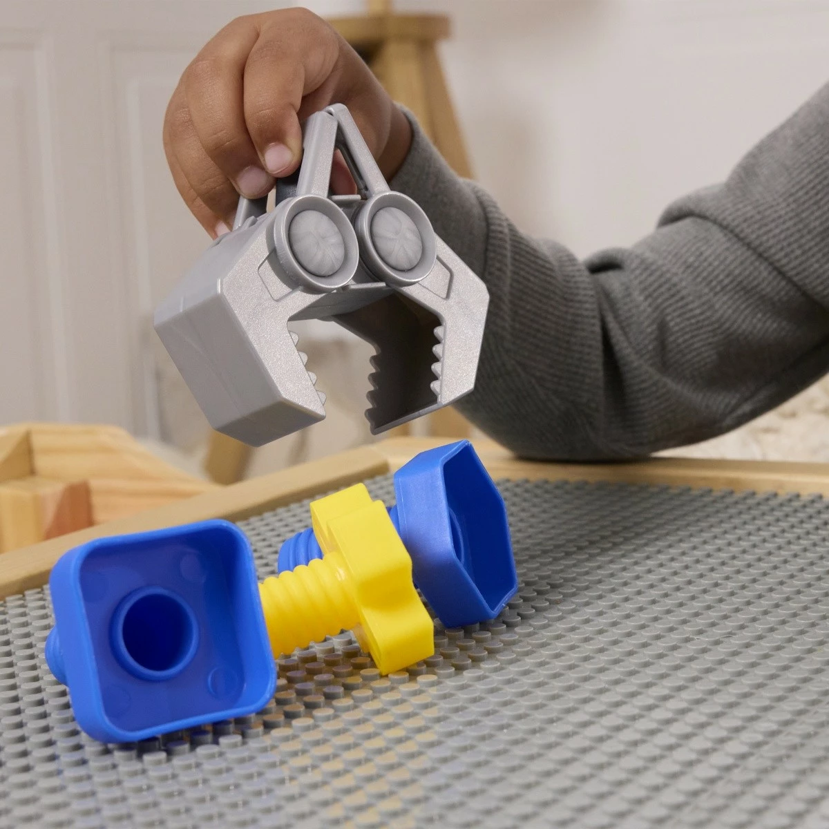 Lodër ndërtimi Spin Master Rubble & Crew Charger, me vinç dhe mjete, plastikë, Gri/Kuq/Verdhë, set