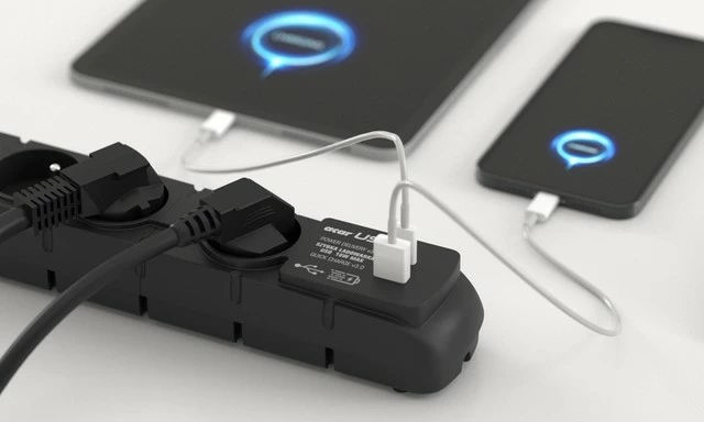 Prizë me mbrojtje nga mbingarkesa Acar S6 USB A+C, 6 dalje, 5m, 2 porta USB, e zezë